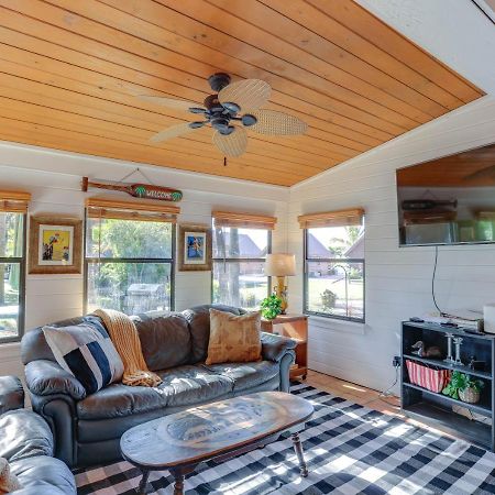 Okeechobee Cabin With Patio And Community Pool! エクステリア 写真