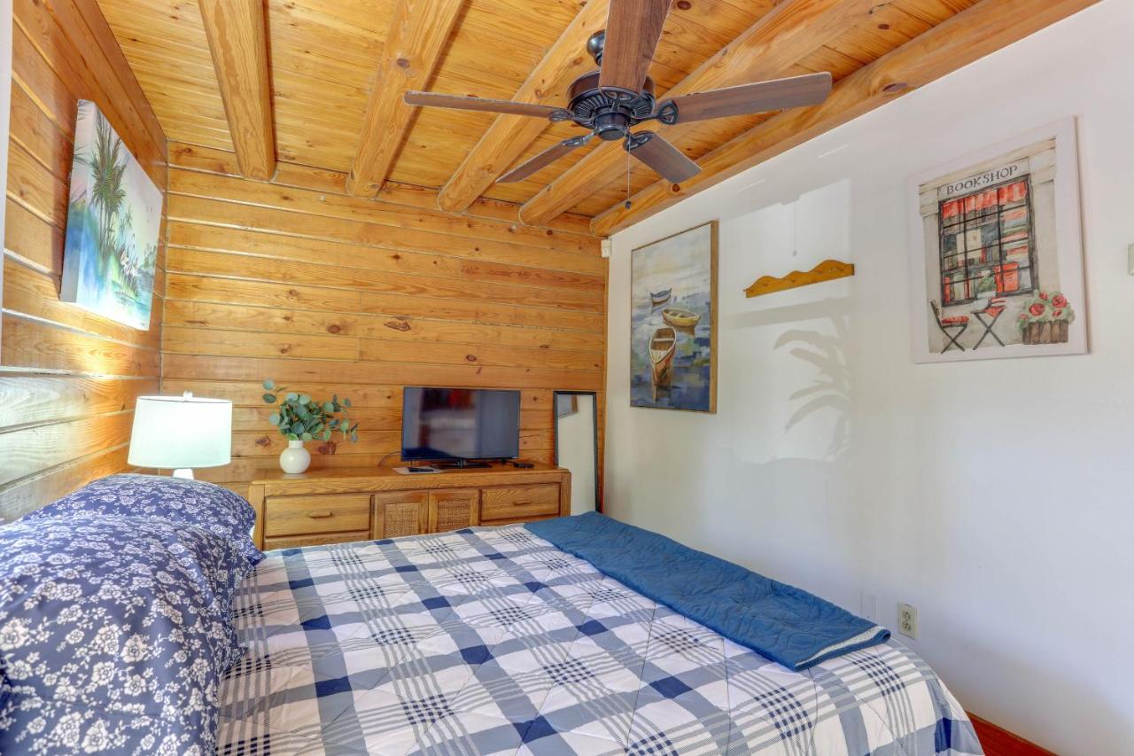 Okeechobee Cabin With Patio And Community Pool! エクステリア 写真