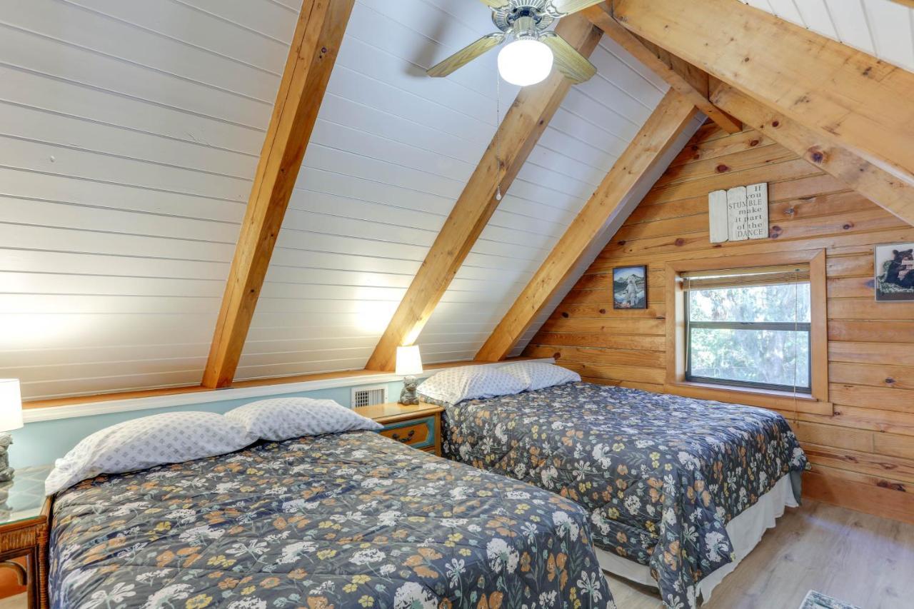 Okeechobee Cabin With Patio And Community Pool! エクステリア 写真