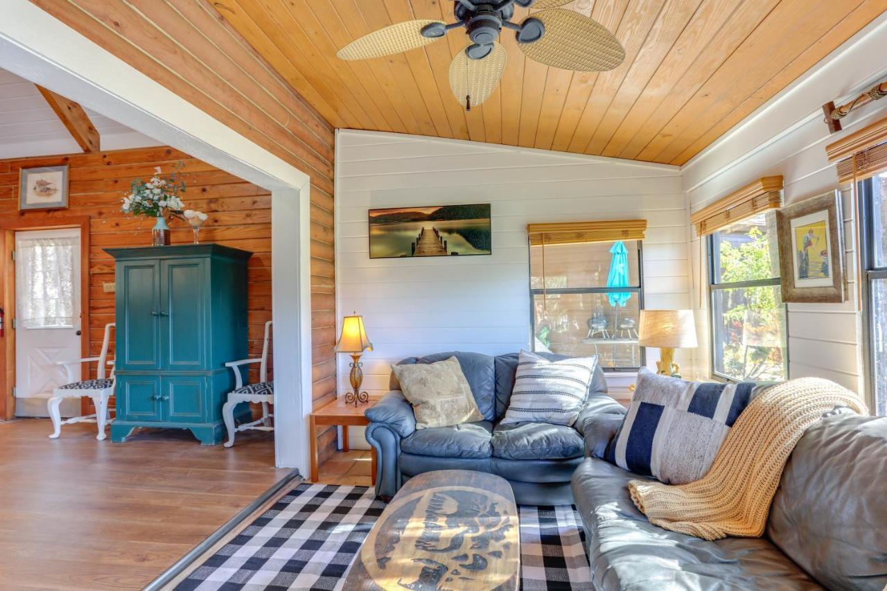 Okeechobee Cabin With Patio And Community Pool! エクステリア 写真
