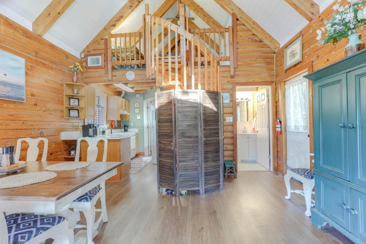 Okeechobee Cabin With Patio And Community Pool! エクステリア 写真